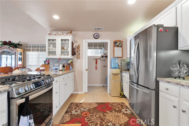 Detail Gallery Image 21 of 57 For 26621 Mariner Ln, Helendale,  CA 92342 - 3 Beds | 2/1 Baths