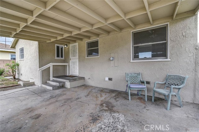 538 S Raitt Street, Santa Ana CA: https://media.crmls.org/medias/da2eedd6-b12c-454f-b691-8407dcc53e7d.jpg