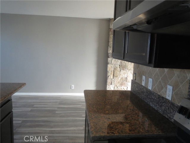 10330 Shasta, Phelan CA: https://media.crmls.org/medias/da3010ba-e73b-4316-a368-ff88d7192d0e.jpg