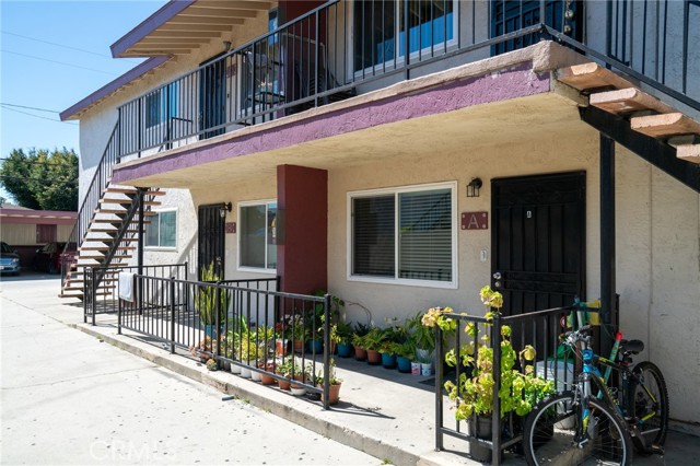 1526 20th Street, Long Beach, California 90810, ,Multi-Family,For Sale,20th,OC24070947