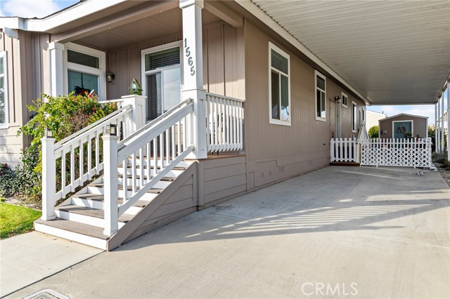 1565 Queen Way, Livingston CA: https://media.crmls.org/medias/da3148ba-5e0d-4970-bfb5-680e804c3b96.jpg