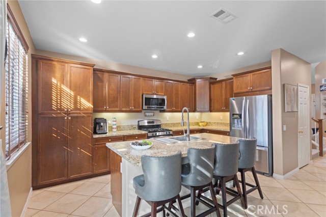 Detail Gallery Image 7 of 46 For 25019 Coral Canyon, Corona,  CA 92883 - 3 Beds | 3 Baths