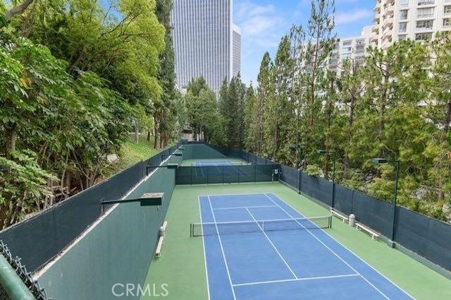 2122 Century Park Lane, Los Angeles CA: https://media.crmls.org/medias/da31da2b-e23e-440b-9026-7534de3de8b4.jpg