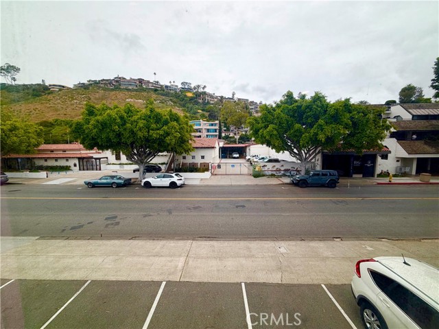 Detail Gallery Image 11 of 14 For 327 3rd #B,  Laguna Beach,  CA 92651 - 1 Beds | 1 Baths