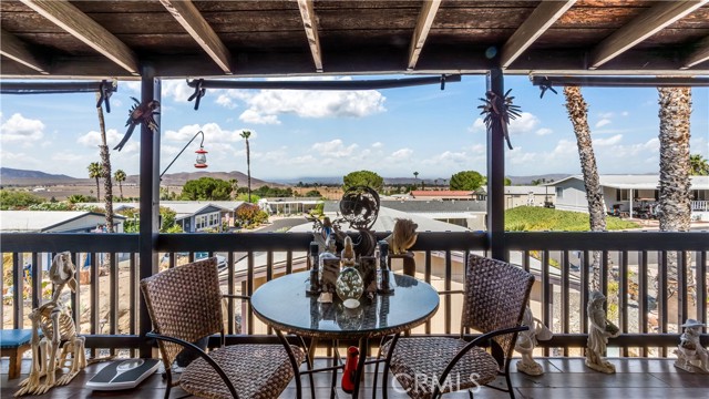 1536 S State Street, Hemet CA: https://media.crmls.org/medias/da32e629-da68-4d53-bedd-a1889360df92.jpg