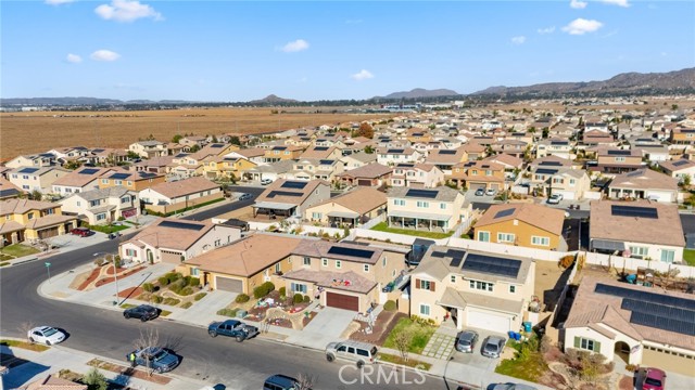 Detail Gallery Image 5 of 43 For 30150 Paloma Ridge Ln, Menifee,  CA 92585 - 4 Beds | 3 Baths