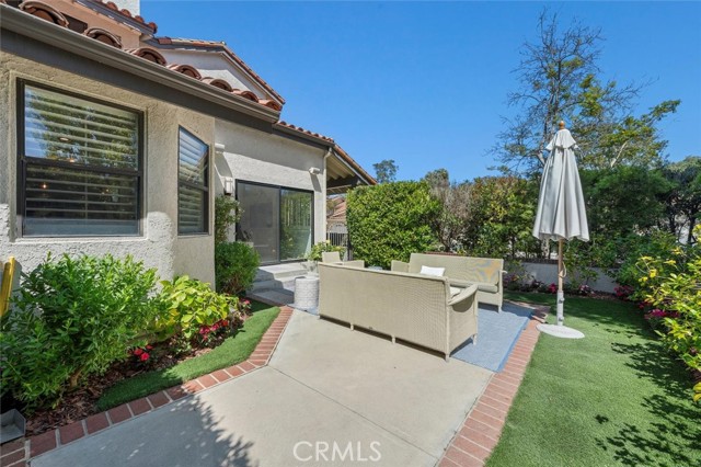 Detail Gallery Image 8 of 40 For 1 Coronado Ct, Manhattan Beach,  CA 90266 - 3 Beds | 2/1 Baths