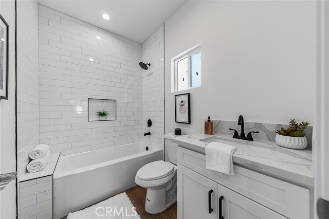 Detail Gallery Image 48 of 62 For 2520 East Sixth Street, Long Beach,  CA 90814 - – Beds | – Baths