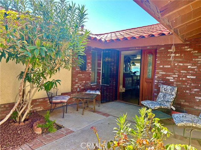 Detail Gallery Image 7 of 41 For 26576 Bluewater, Helendale,  CA 92342 - 2 Beds | 2 Baths