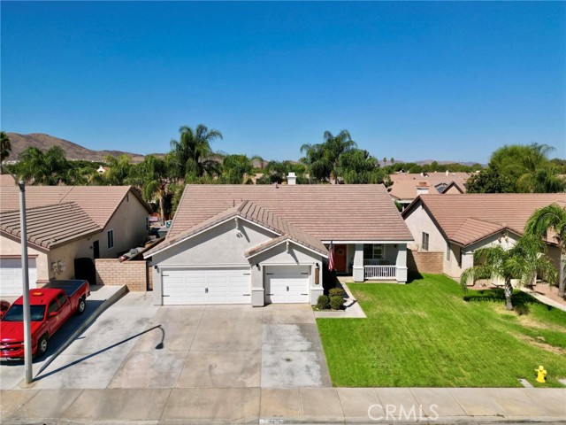 26807 Wilkes Drive, Menifee CA: https://media.crmls.org/medias/da35b315-d3bb-4842-ae8c-fb805234bcde.jpg