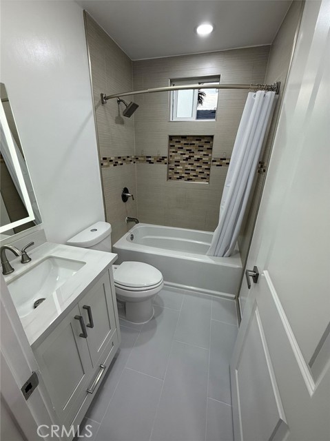 Detail Gallery Image 31 of 33 For 317 W 76th #1,  Los Angeles,  CA 90003 - 2 Beds | 1 Baths