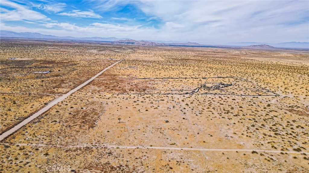 MLS #OC25280893 image #10