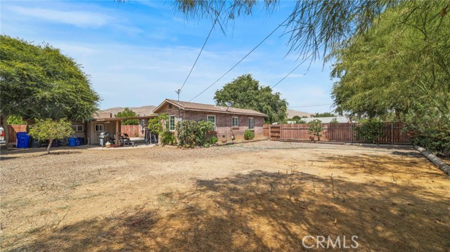 3997 Campbell Street, Jurupa Valley, California 92509, 2 Bedrooms Bedrooms, ,1 BathroomBathrooms,Single Family Residence,For Sale,Campbell,IG24157730