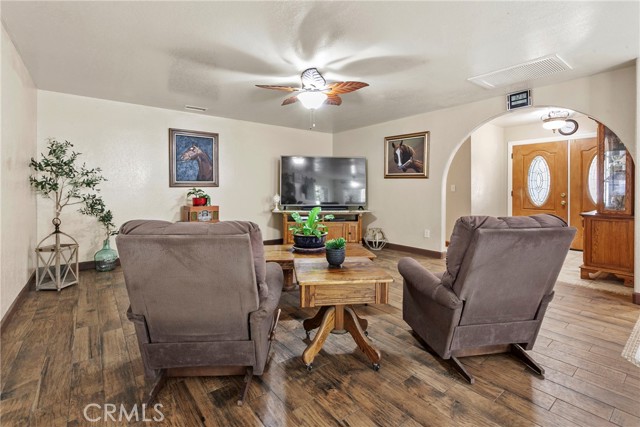 Detail Gallery Image 12 of 34 For 245 Walnut St, Arroyo Grande,  CA 93420 - 4 Beds | 3 Baths