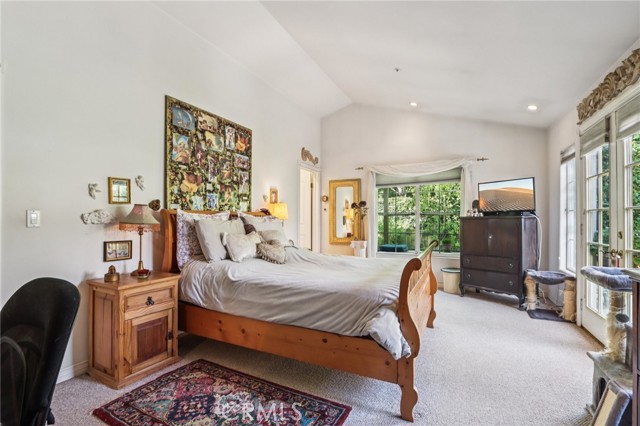 Detail Gallery Image 19 of 28 For 925 N Valley St, Burbank,  CA 91505 - 3 Beds | 2 Baths
