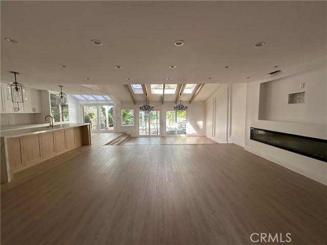 23128 PARK SORRENTO, Calabasas CA: https://media.crmls.org/medias/da3be264-eefc-4abe-9c06-58a9b1ab3698.jpg