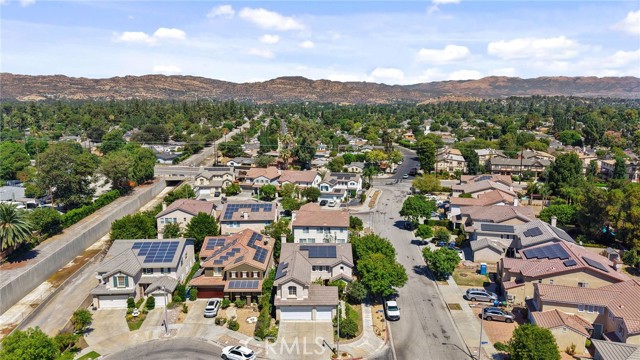 Detail Gallery Image 3 of 71 For 22601 Gault St, West Hills,  CA 91307 - 5 Beds | 3 Baths
