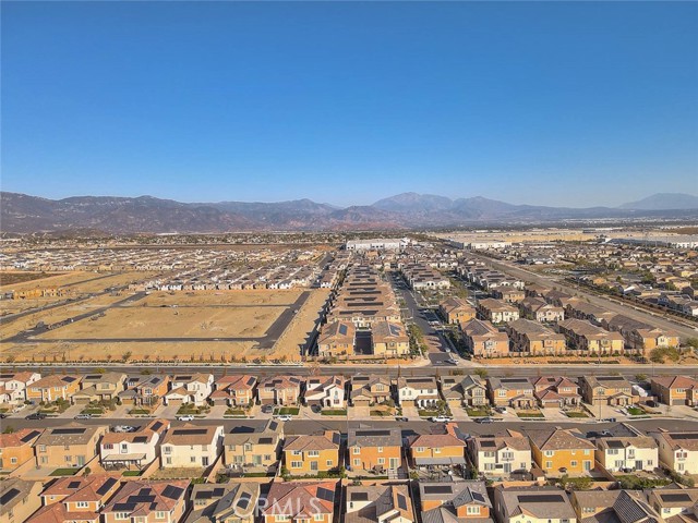 Detail Gallery Image 56 of 57 For 5217 Blueberry Ave, Fontana,  CA 92336 - 4 Beds | 3 Baths