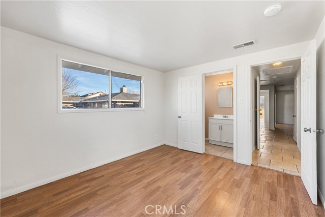 Detail Gallery Image 21 of 40 For 1252 E Avenue R6, Palmdale,  CA 93550 - 3 Beds | 1 Baths