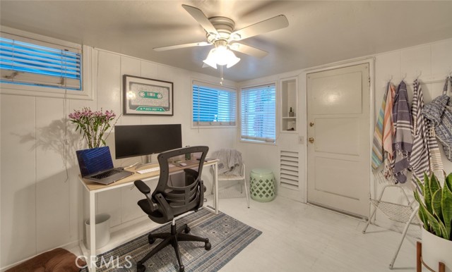 204 38th Street, Manhattan Beach, California 90266, 3 Bedrooms Bedrooms, ,2 BathroomsBathrooms,Residential,Sold,38th,SB22047945