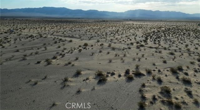 Detail Gallery Image 5 of 5 For 39301 Grimm Ave, Twentynine Palms,  CA 92277 - – Beds | – Baths