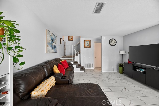 Detail Gallery Image 7 of 45 For 20362 #10 Flower Gate, Yorba Linda,  CA 92886 - 3 Beds | 2/1 Baths