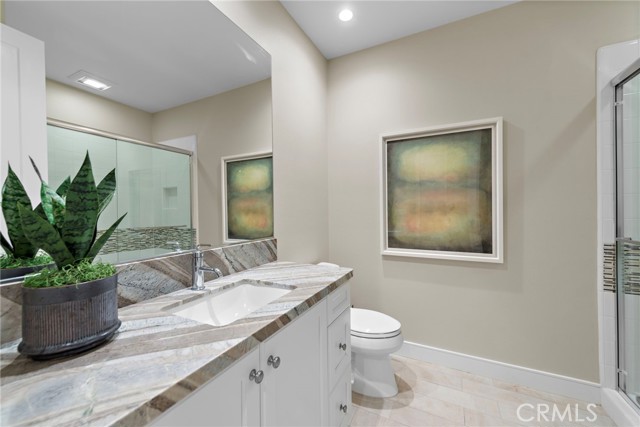 166 Villa Rdg, Irvine CA: https://media.crmls.org/medias/da3e0b51-0716-4d25-ad81-1924faf39f00.jpg