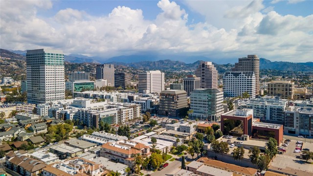 Detail Gallery Image 44 of 50 For 333 Milford #105,  Glendale,  CA 91203 - 2 Beds | 3 Baths