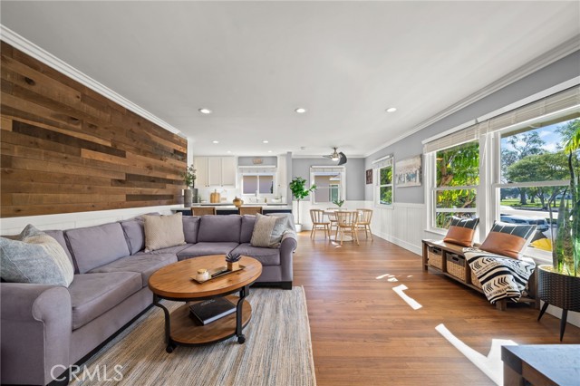 Detail Gallery Image 8 of 37 For 6107 Carson, Lakewood,  CA 90713 - 4 Beds | 2 Baths