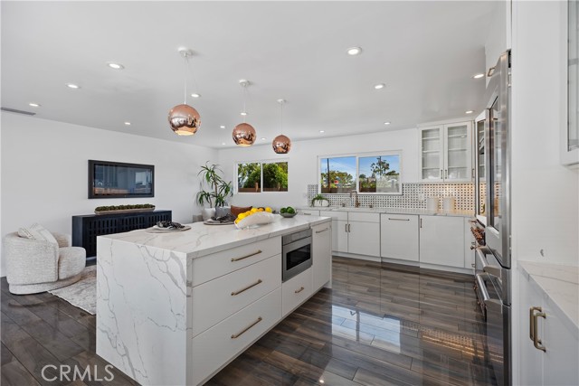 496 E 16th, Costa Mesa CA: https://media.crmls.org/medias/da3f3632-9733-42e1-853e-2bac0e3e48a6.jpg