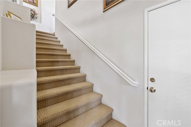 Detail Gallery Image 6 of 40 For 28003 Dickason, Valencia,  CA 91354 - 2 Beds | 2 Baths