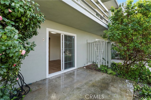 Detail Gallery Image 2 of 16 For 525 525 Catalina #F,  Laguna Beach,  CA 92651 - 1 Beds | 1 Baths