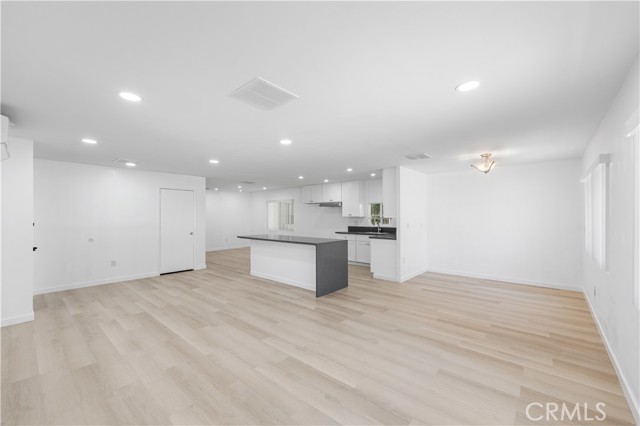 Detail Gallery Image 12 of 39 For 11401 Topanga Canyon #56,  Chatsworth,  CA 91311 - 2 Beds | 2 Baths