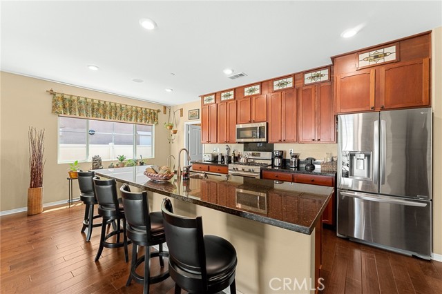 4011 Blackberry Drive, San Bernardino CA: https://media.crmls.org/medias/da40fabe-3d15-4bd3-8fd6-eb9d0d466456.jpg