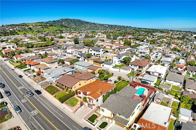 Image 66 of 75 For 1342 19th Street