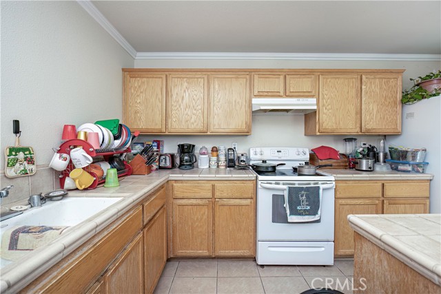 Detail Gallery Image 14 of 24 For 1144 Solstice Ave, Merced,  CA 95348 - 4 Beds | 2/1 Baths