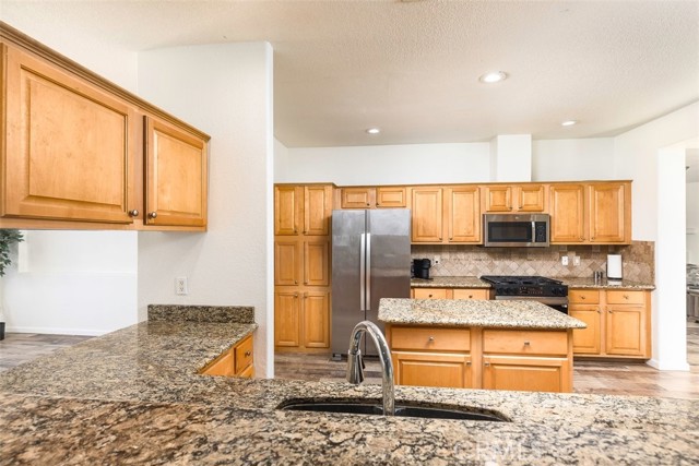 Detail Gallery Image 13 of 49 For 38752 Ruth Rd, Hemet,  CA 92544 - 3 Beds | 2/1 Baths