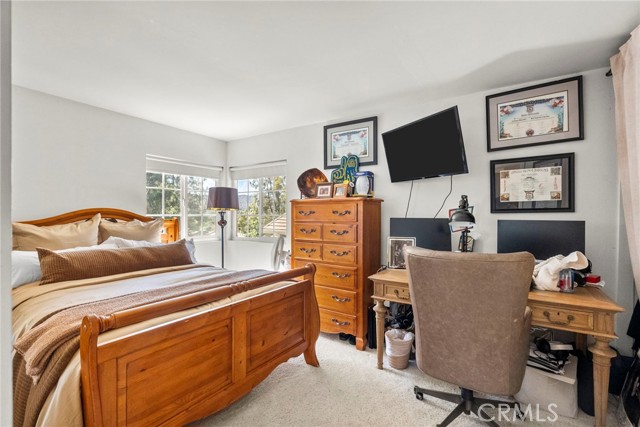 Image 28 of 44 For 7282 Woodvale Court