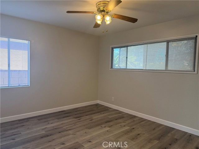 Detail Gallery Image 15 of 33 For 6857 Chimineas, Reseda,  CA 91335 - 3 Beds | 1 Baths