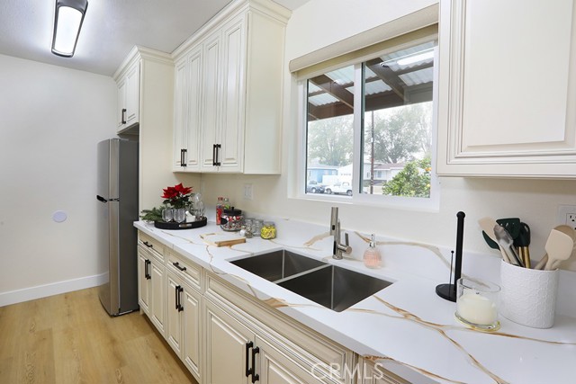 Detail Gallery Image 16 of 20 For 1923 English St, Santa Ana,  CA 92706 - 3 Beds | 1 Baths