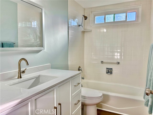 Detail Gallery Image 20 of 48 For 7063 Middlesbury Ridge Cir, West Hills,  CA 91307 - 3 Beds | 2/1 Baths