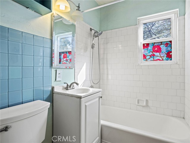 Detail Gallery Image 18 of 41 For 210 W Ash Ave, Burbank,  CA 91502 - 2 Beds | 1 Baths