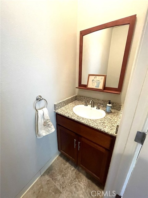 Detail Gallery Image 25 of 39 For 2442 River View Rd, Clearlake Oaks,  CA 95423 - 2 Beds | 2/1 Baths