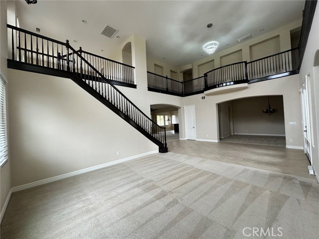 Detail Gallery Image 4 of 12 For 8231 Soft Winds Dr, Corona,  CA 92883 - 5 Beds | 5 Baths