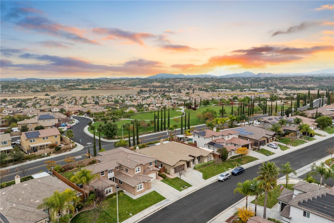 Detail Gallery Image 56 of 75 For 34168 Amici St, Temecula,  CA 92592 - 4 Beds | 3/1 Baths