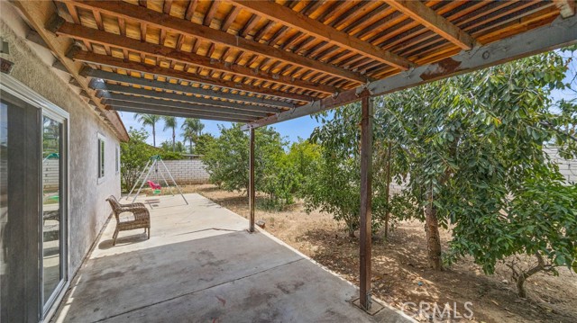 13067 Alexis Drive, Moreno Valley CA: https://media.crmls.org/medias/da459f0f-7ab3-4270-8311-bad4c04301a8.jpg