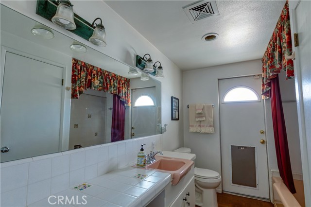 16811 Via Quedo, Desert Hot Springs CA: https://media.crmls.org/medias/da466571-5ca1-47cf-bbbe-7b1308724972.jpg