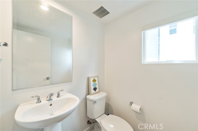 Detail Gallery Image 16 of 24 For 1515 W Bushell St, Anaheim,  CA 92805 - 3 Beds | 2/1 Baths