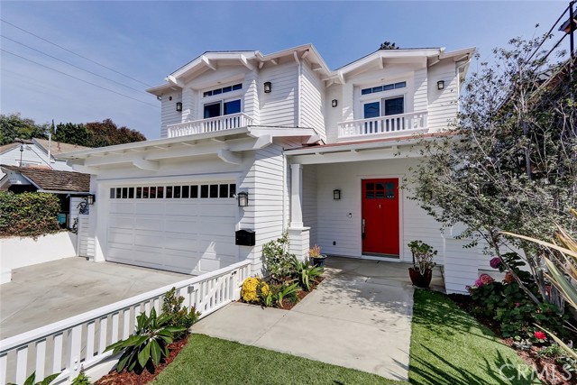 2408 Walnut Avenue, Manhattan Beach, California 90266, 5 Bedrooms Bedrooms, ,3 BathroomsBathrooms,Residential,Sold,Walnut,SB21207694