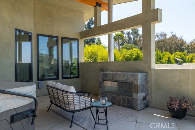 1088 Via Conca Doro, Vista CA: https://media.crmls.org/medias/da47297a-783c-45b1-aef5-1a460346cb8d.jpg